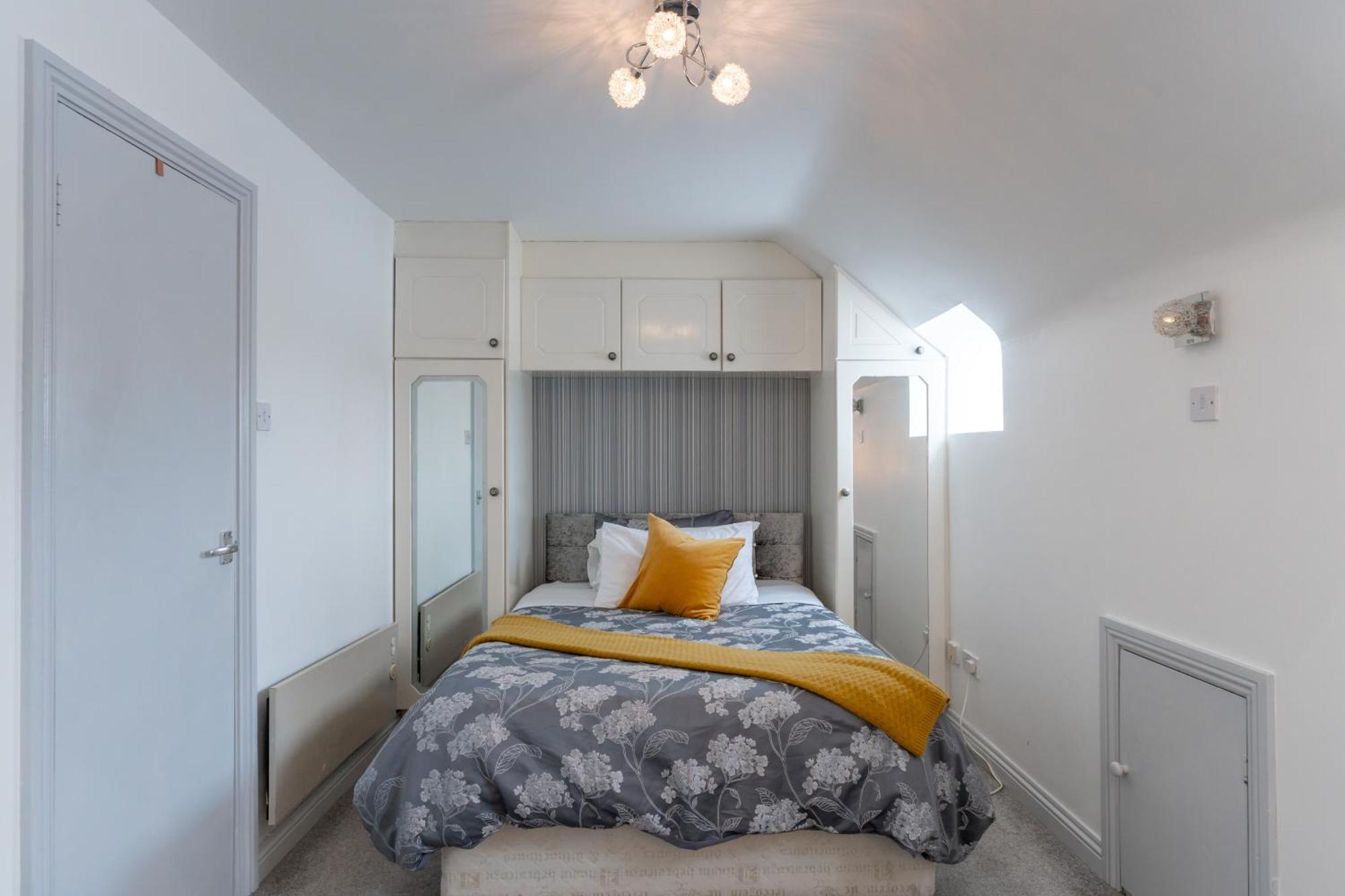 Three-Bedroom Home In Tulfarris Village, Wicklow Blessington Exterior foto